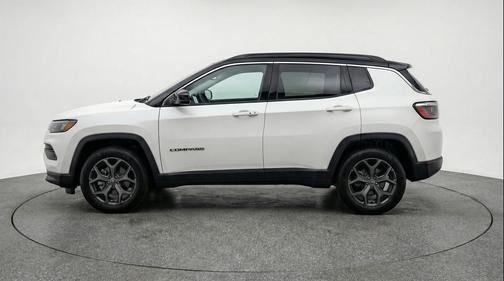 Bright White Clearcoat 2025 Jeep Compass Limited