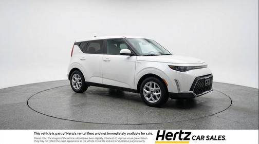 Snow White Pearl 2025 Kia Soul LX