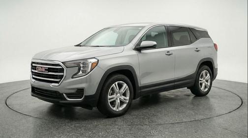 Sterling Gray Metallic 2024 GMC Terrain SLE