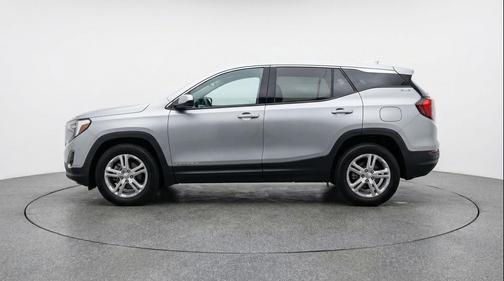 Sterling Gray Metallic 2024 GMC Terrain SLE