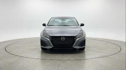 Gun Metallic 2025 Nissan Altima SV FWD