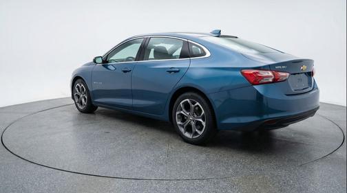 Lakeshore Blue Metallic 2024 Chevrolet Malibu FWD 1LT