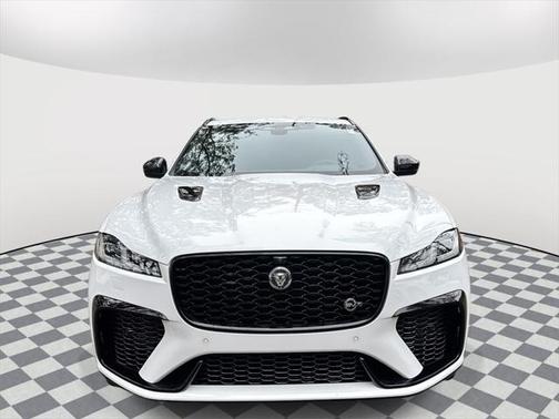 2025 Jaguar F-PACE SVR P550 AWD Automatic