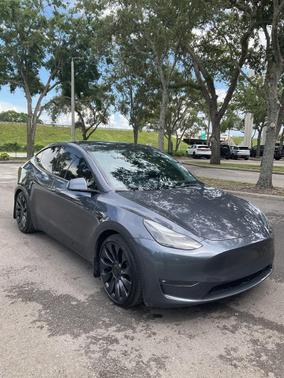 2023 Tesla Model Y Performance Dual Motor All-Wheel Drive
