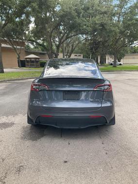 2023 Tesla Model Y Performance Dual Motor All-Wheel Drive