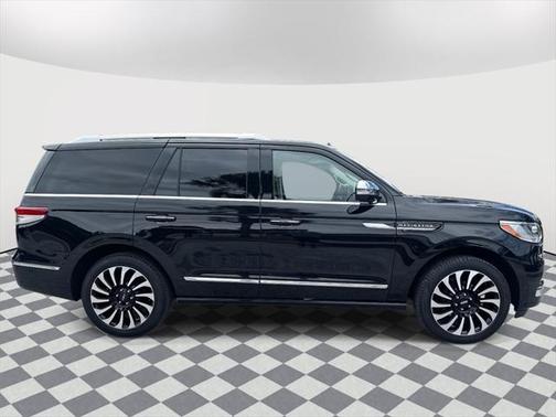 2023 Lincoln Navigator Black Label