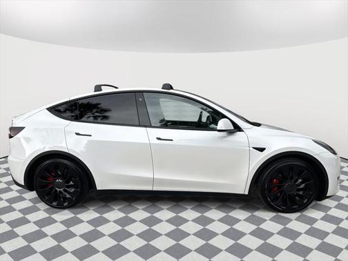 2022 Tesla Model Y Performance Dual Motor All-Wheel Drive