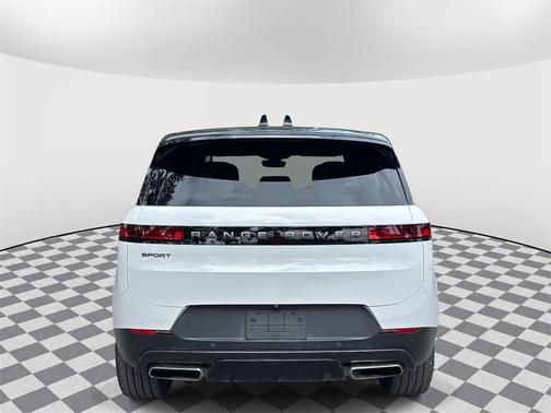 2024 Land Rover Range Rover Sport SE