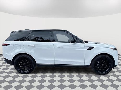 2024 Land Rover Range Rover Sport SE
