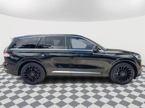 2022 Lincoln Aviator Reserve
