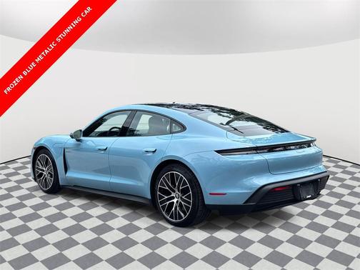 2022 Porsche Taycan Base