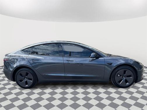 2023 Tesla Model 3 Standard Range
