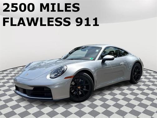2025 Porsche 911 Carrera