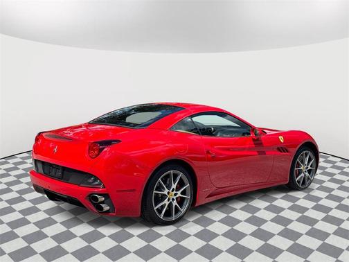 2010 Ferrari California Base
