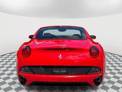 2010 Ferrari California Base