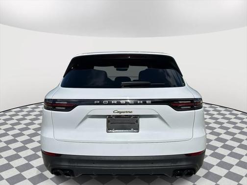 2023 Porsche Cayenne E-Hybrid S