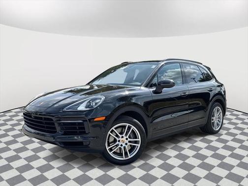 2023 Porsche Cayenne Base