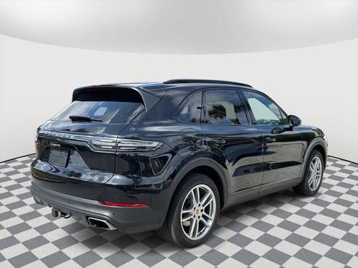 2023 Porsche Cayenne Base