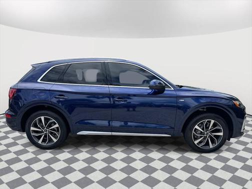 2022 Audi Q5 45 S line Premium
