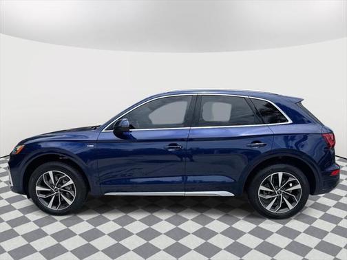 2022 Audi Q5 45 S line Premium