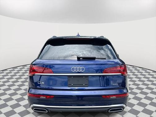 2022 Audi Q5 45 S line Premium