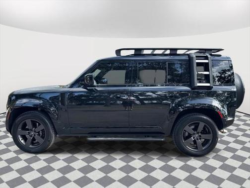 2023 Land Rover Defender 110 V8
