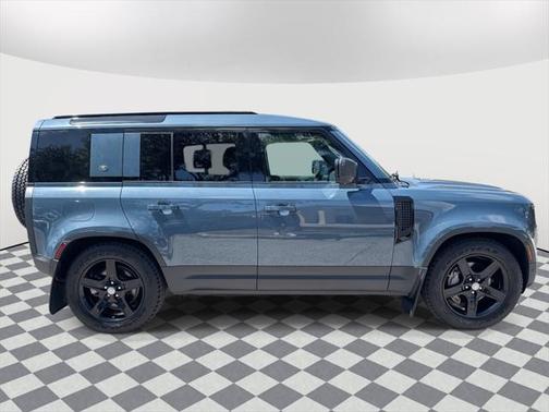 2020 Land Rover Defender 110 HSE