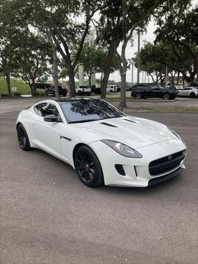 2017 Jaguar F-TYPE Premium