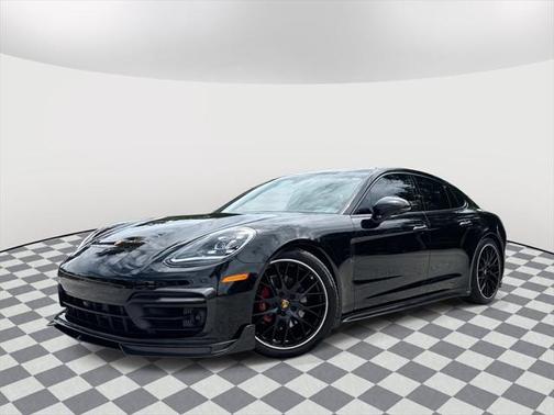 2022 Porsche Panamera Base
