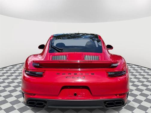 2018 Porsche 911 Turbo S