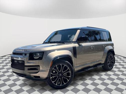 2025 Land Rover Defender 110 V8