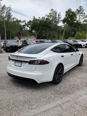 2021 Tesla Model S Plaid