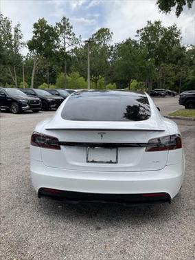 2021 Tesla Model S Plaid