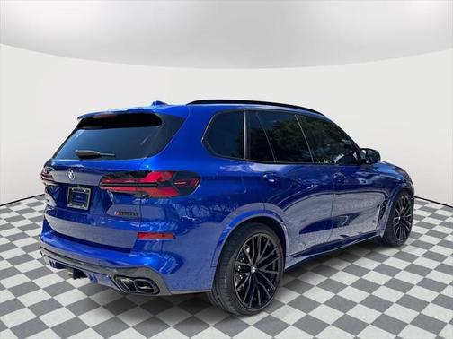 2025 BMW X5 M60i