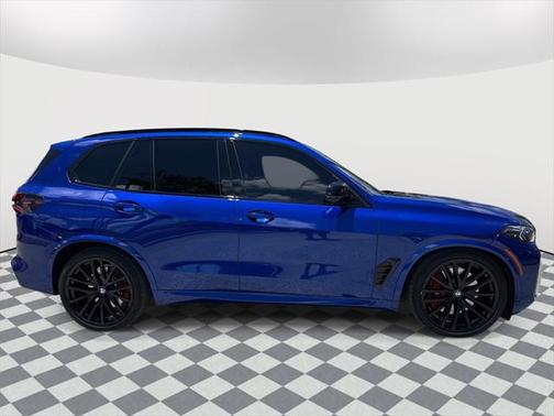 2025 BMW X5 M60i