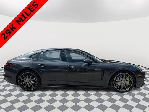 2020 Porsche Panamera 4