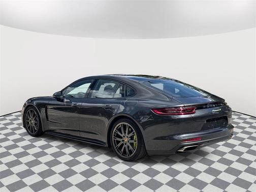 2020 Porsche Panamera 4