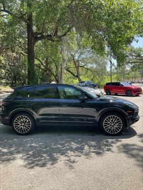 2019 Porsche Cayenne Base
