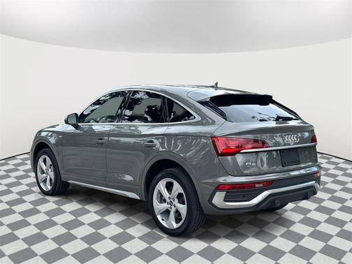 2024 Audi Q5 45 S line Premium Plus