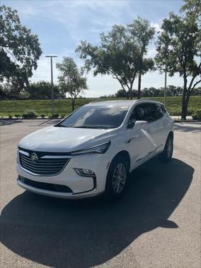 2022 Buick Enclave FWD Essence