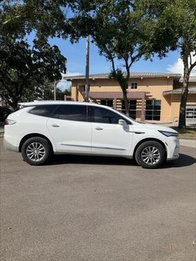 2022 Buick Enclave FWD Essence