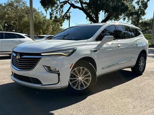 2022 Buick Enclave FWD Essence