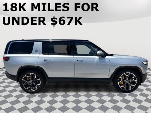 2023 Rivian R1S Adventure