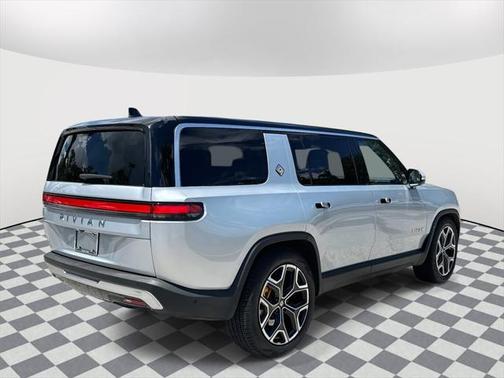 2023 Rivian R1S Adventure