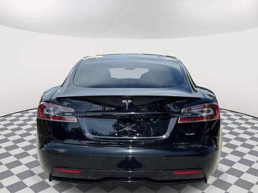 2021 Tesla Model S Plaid