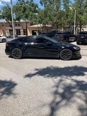 2021 Tesla Model S Plaid
