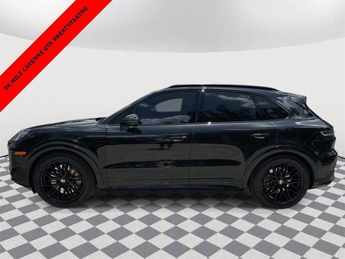 2025 Porsche Cayenne GTS