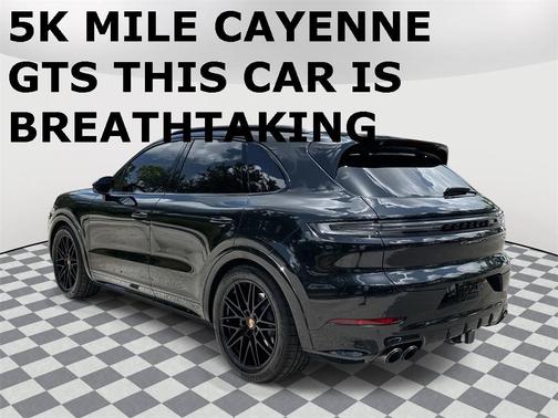 2025 Porsche Cayenne GTS