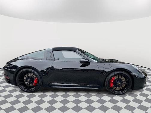 2022 Porsche 911 Targa 4 GTS