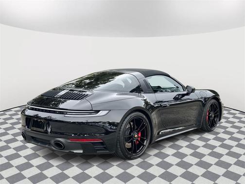 2022 Porsche 911 Targa 4 GTS